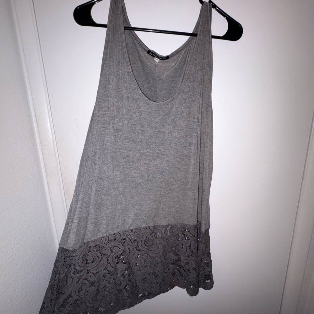 Chic Gray Lace Hem Tank Top